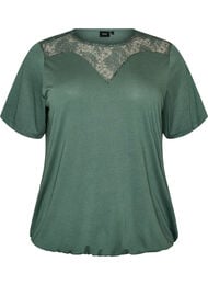Blus med spetsinf&auml;llning och ballong&auml;rmar, Gr&ouml;n