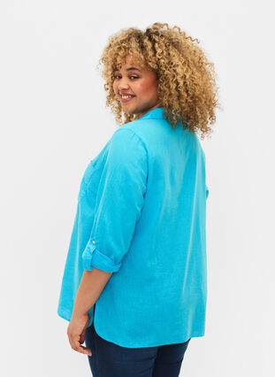 Skjortblus med knäppning i en blandning av bomull och linne, Blue Atoll, Model image number 1