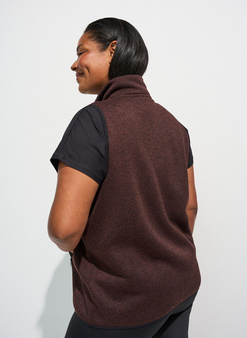 V&auml;st med h&ouml;g hals och dragkedja, Brun, Model image number 1