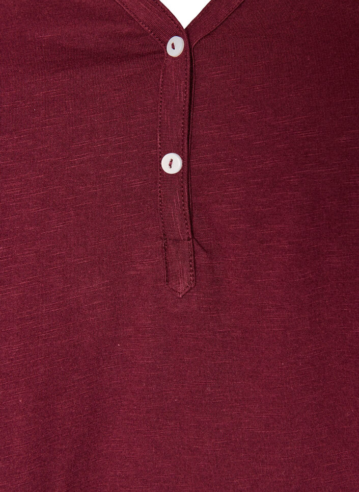 L&aring;ng&auml;rmad t-shirt med v-ringning och knappar, R&ouml;d, Packshot image number 2