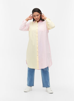 Lång bomullsskjorta med colour-block, Popcorn/Pink, Model image number 0