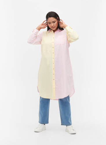 Lång bomullsskjorta med colour-block, Popcorn/Pink, Model image number 0