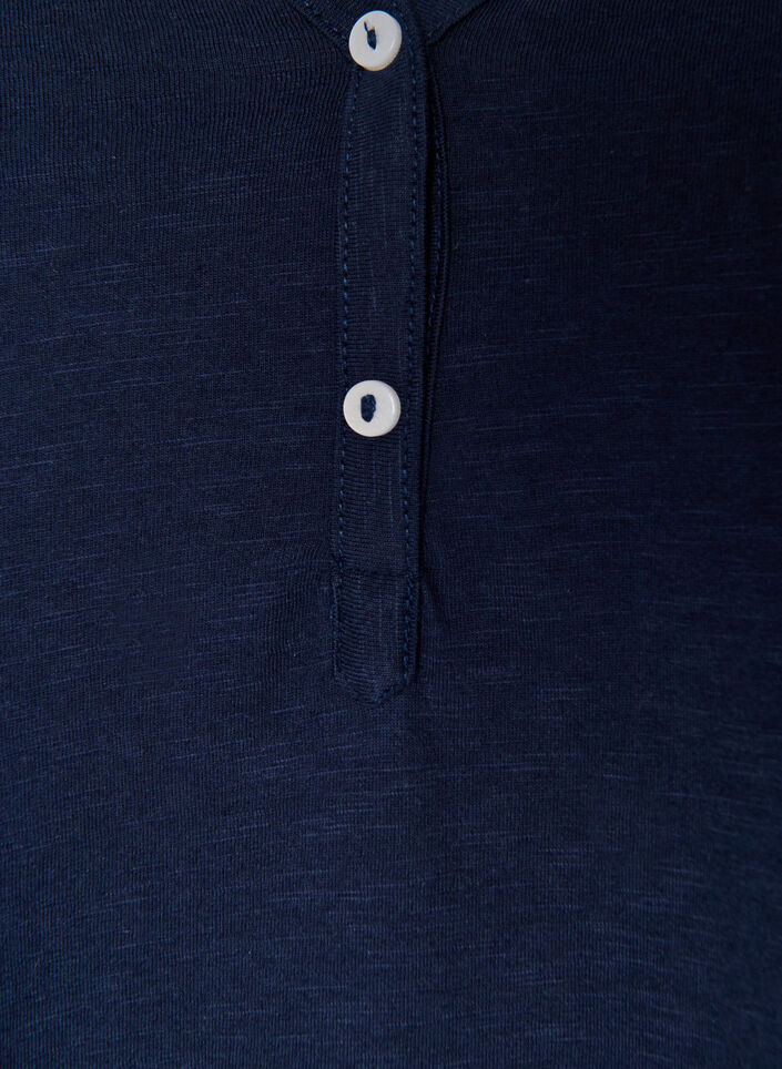 L&aring;ng&auml;rmad t-shirt med v-ringning och knappar, Bl&aring;, Packshot image number 2