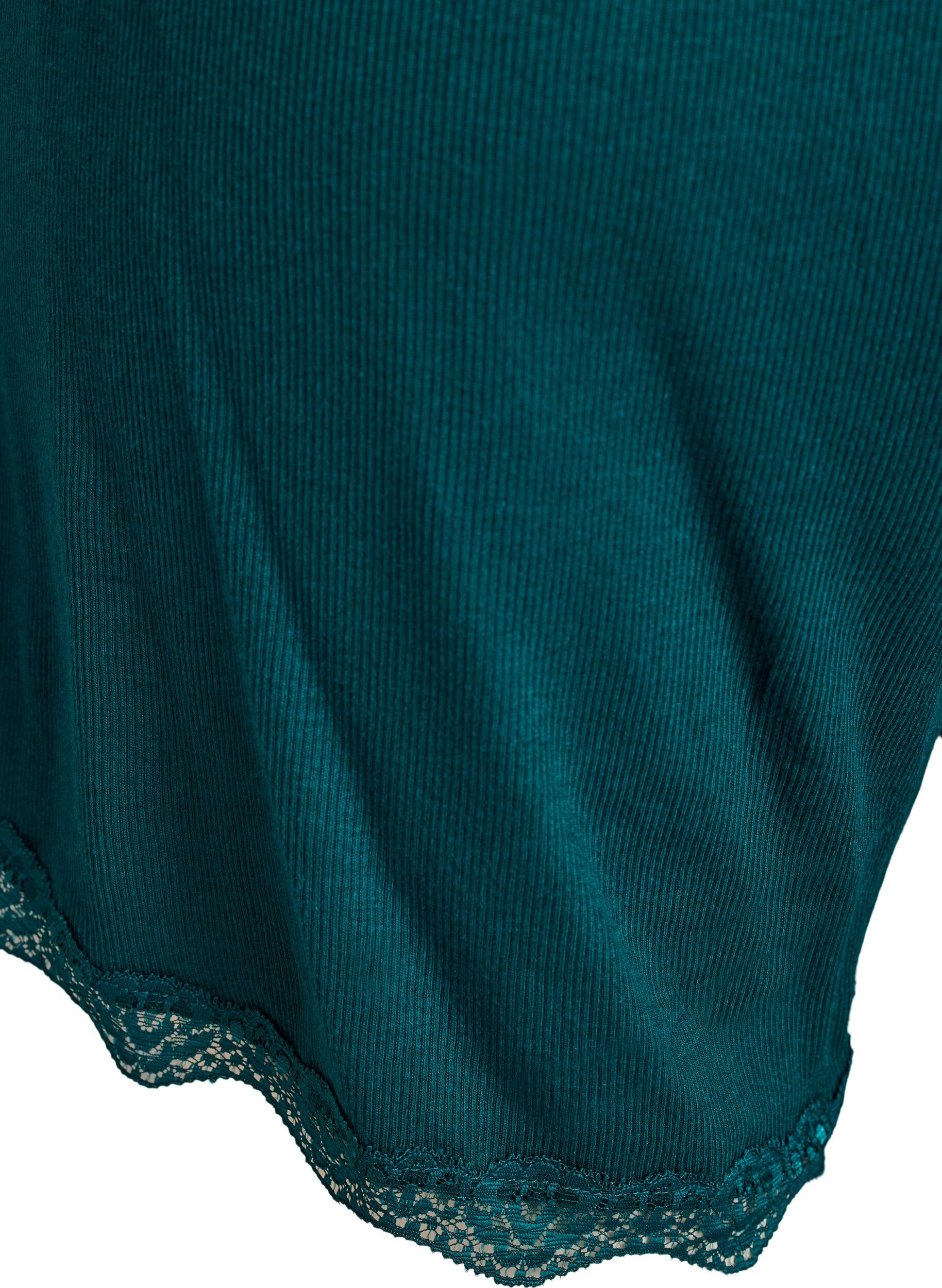 ZizziL&ouml;sa nattshorts med ribbstickad textur och spetskant, Gr&ouml;n, Packshot image number 3