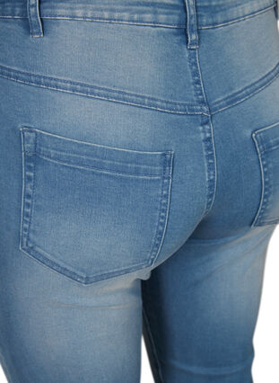 Amy caprijeans med hög midja och super slim fit, Light blue denim, Packshot image number 3