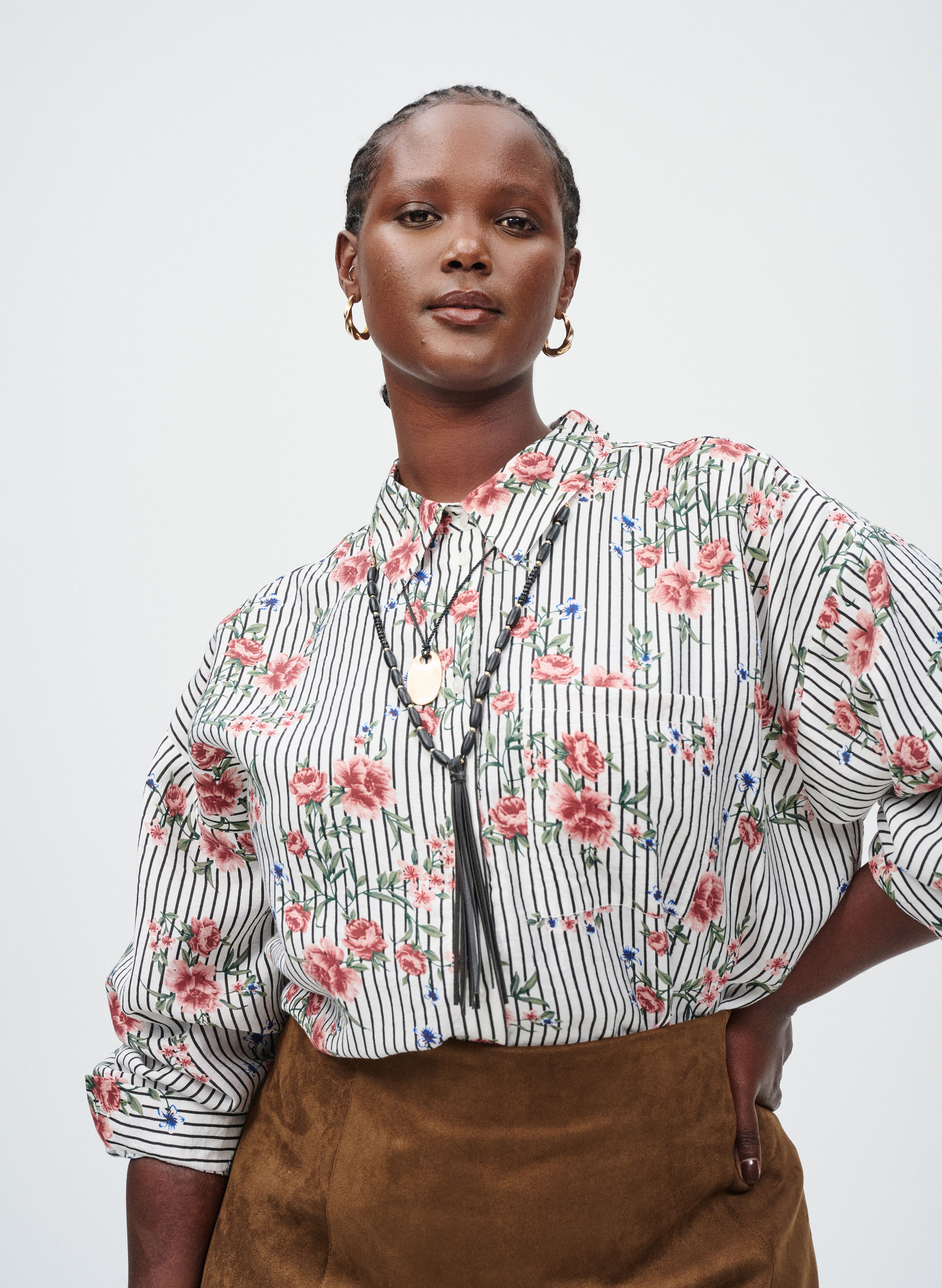 Zizzi Skjorta med blommigt tryck, , Model