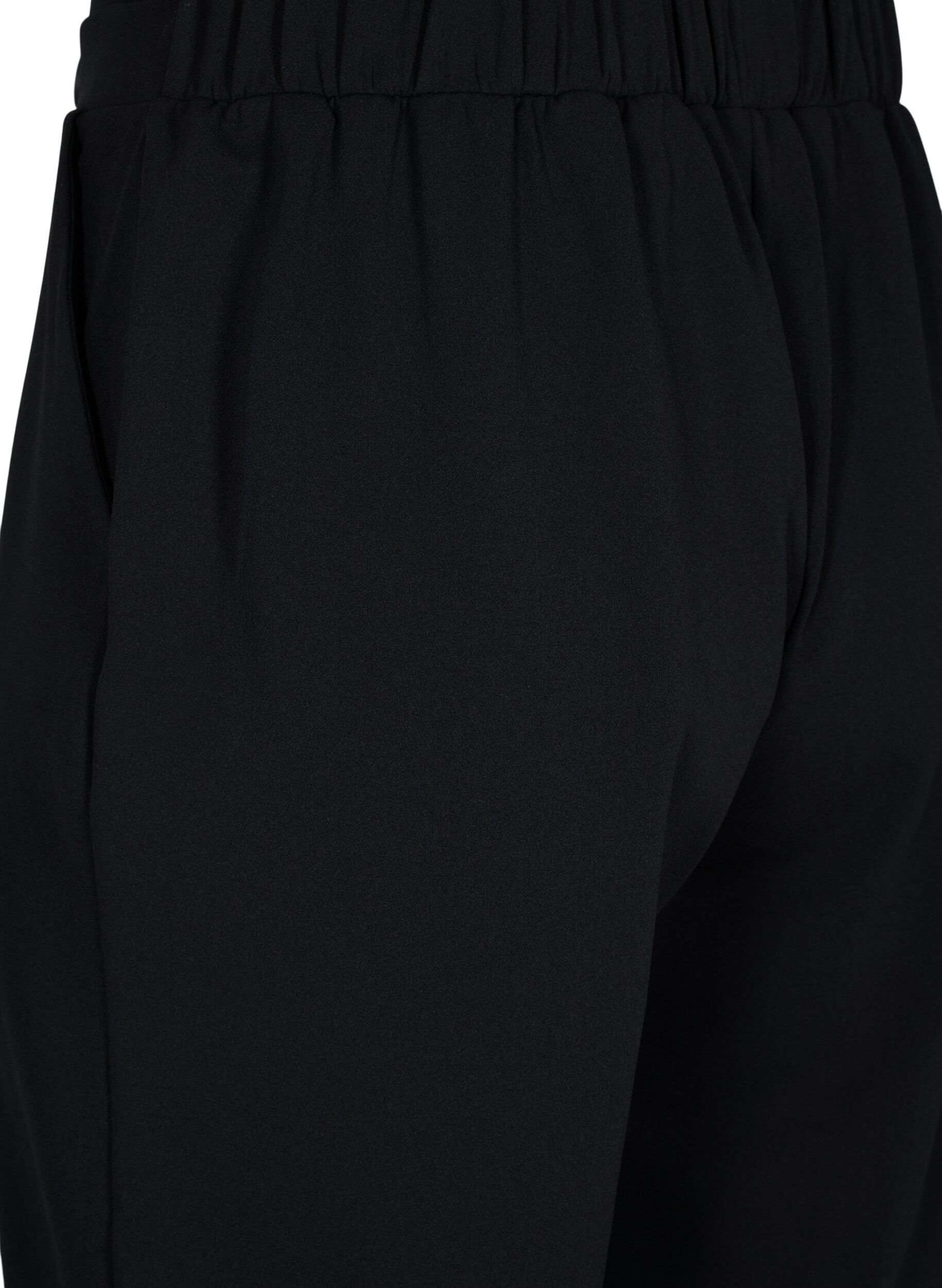 ZizziByxor med l&ouml;s passform och 7/8-l&auml;ngd, Svart, Packshot image number 3