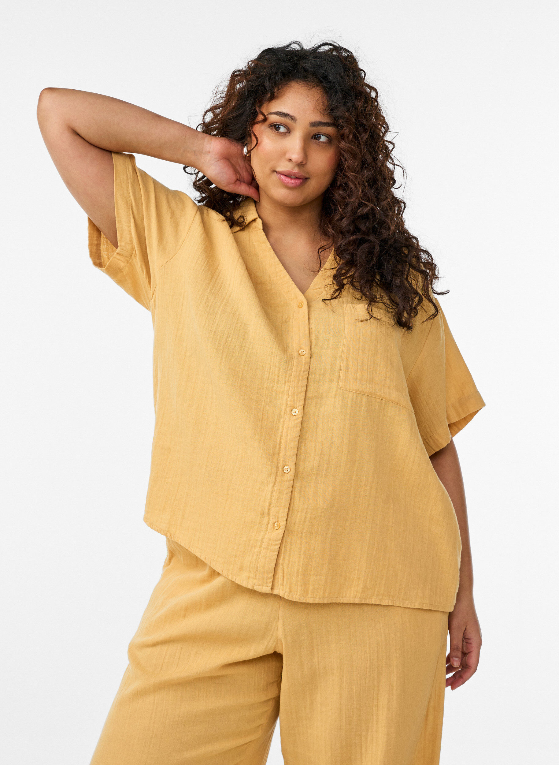 Blus i bomullsmuslin med korta &auml;rmar, Gul, Model