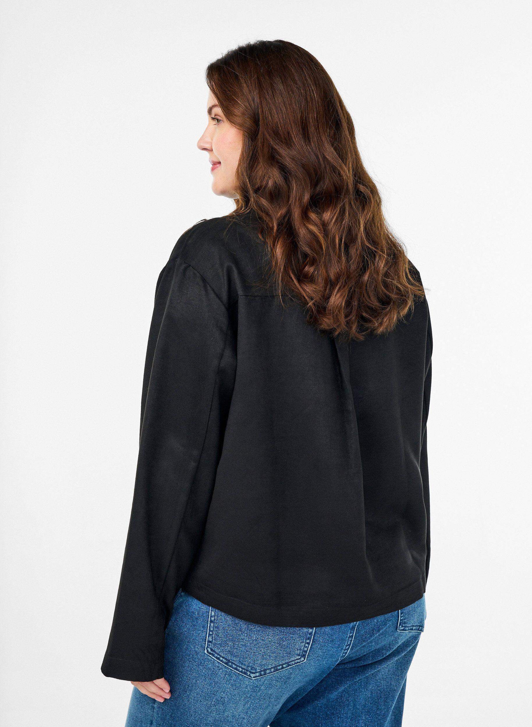 Zizzi Kort jacka i mockaimitation med fickor, Svart, Model image number 2