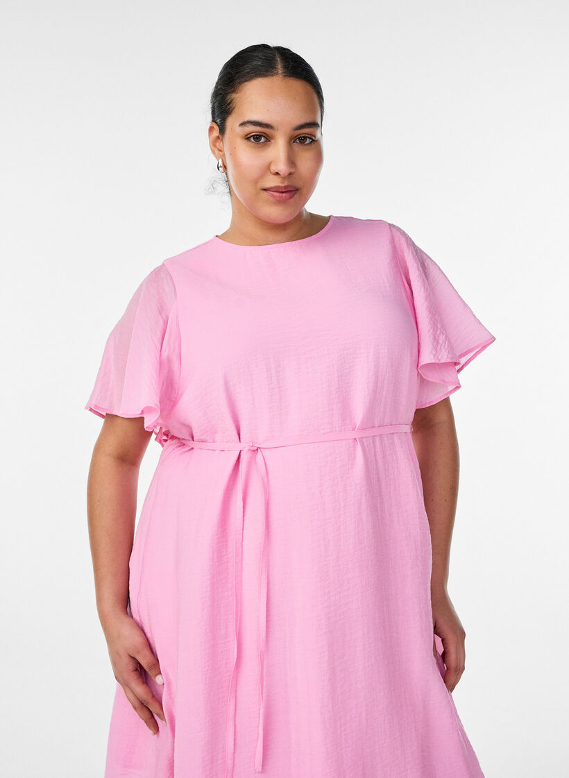 Ankell&aring;ng kl&auml;nning med fladder&auml;rmar och knytsk&auml;rp i midjan, Rosa, Model image number 2