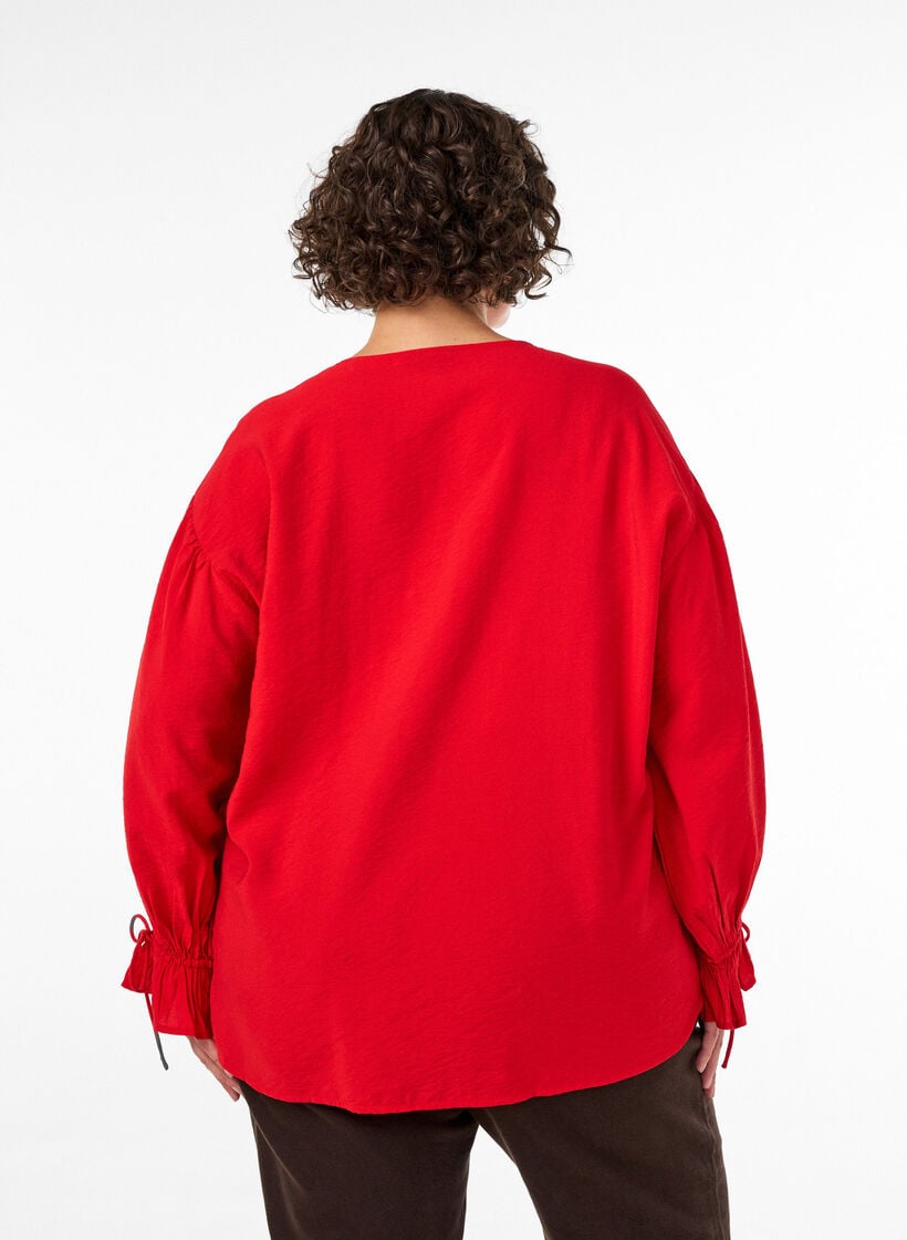 Blus i viskos med knytband och volangdetaljer, R&ouml;d, Model image number 2