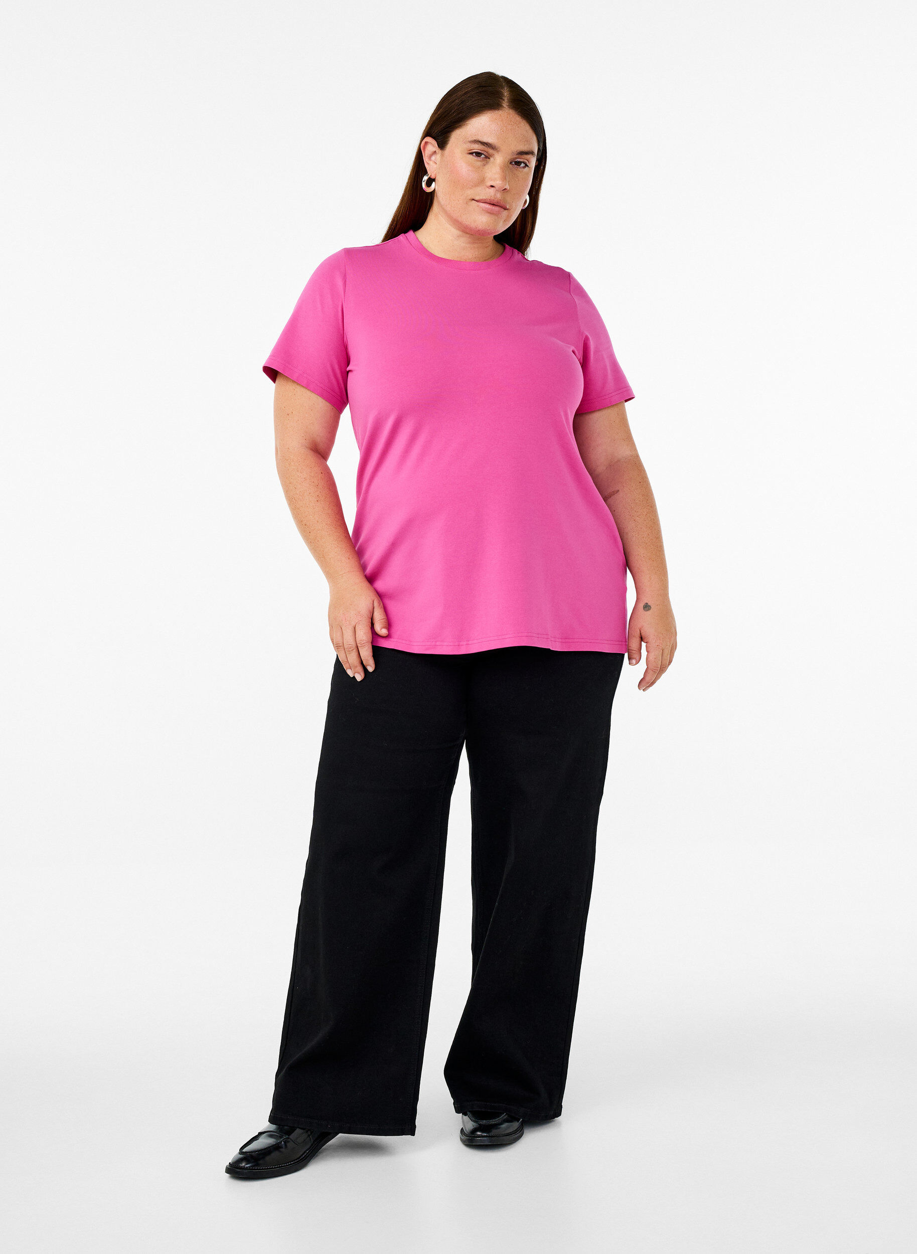 Zizzi T-shirt i ekologisk bomull med rund halsringning, Raspberry Rose, Model image number 2