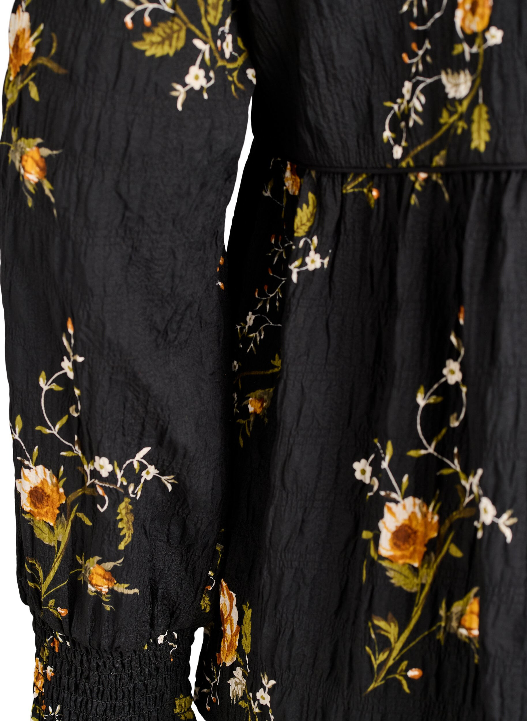 ZizziL&aring;ng&auml;rmad blus med blomm&ouml;nster, Svart, Packshot image number 3