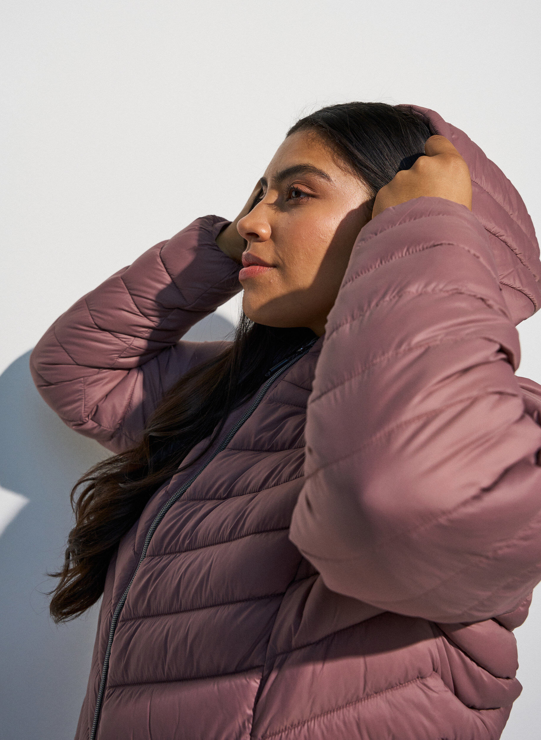 ZizziL&auml;tt jacka med huva, Rosa, Model image number 3