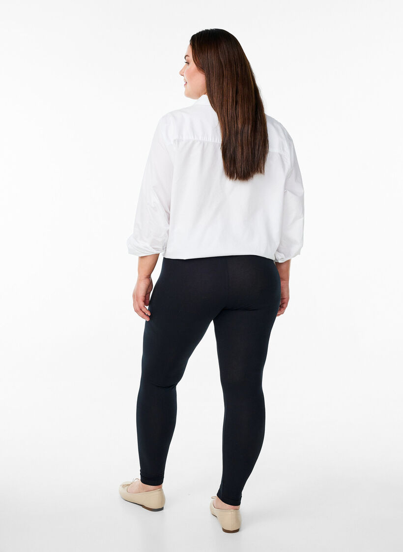 Basleggings i viskos, Svart, Model image number 2