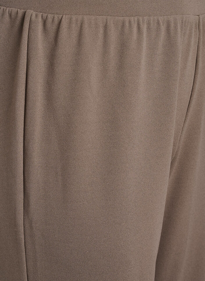 Byxor med rak passform, Beige, Packshot image number 2