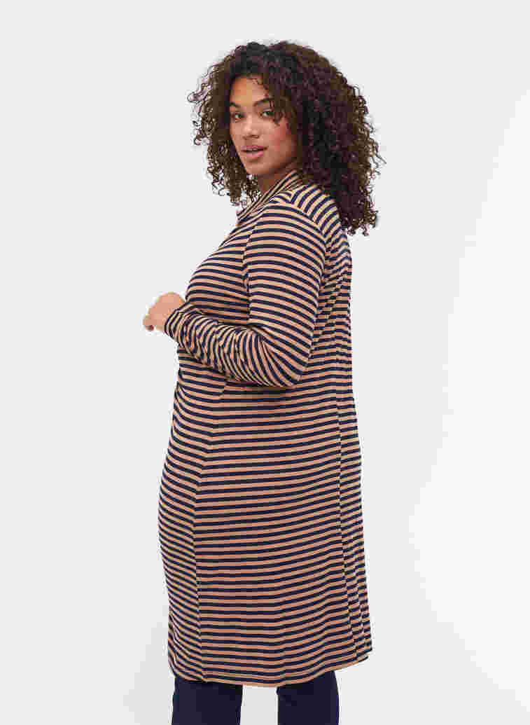 Randig klänning i viskos med knappar, Blue Camel Stripe, Model image number 1