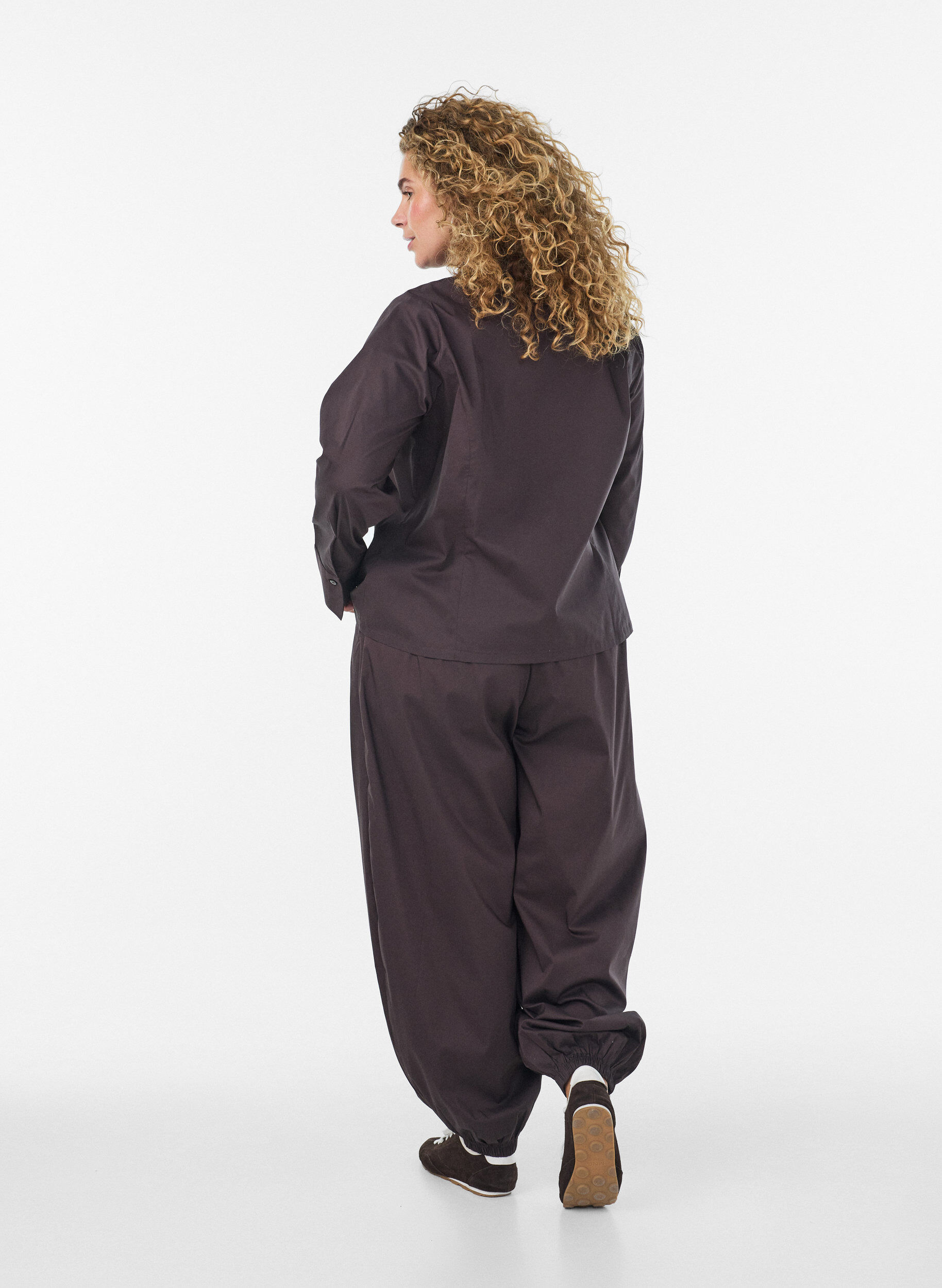 ZizziBallongbyxor med fickor och res&aring;r i midjan, Brun, Model image number 1