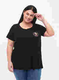 T-shirt i bomull med tryck framtill, Black W. Chest print, Model
