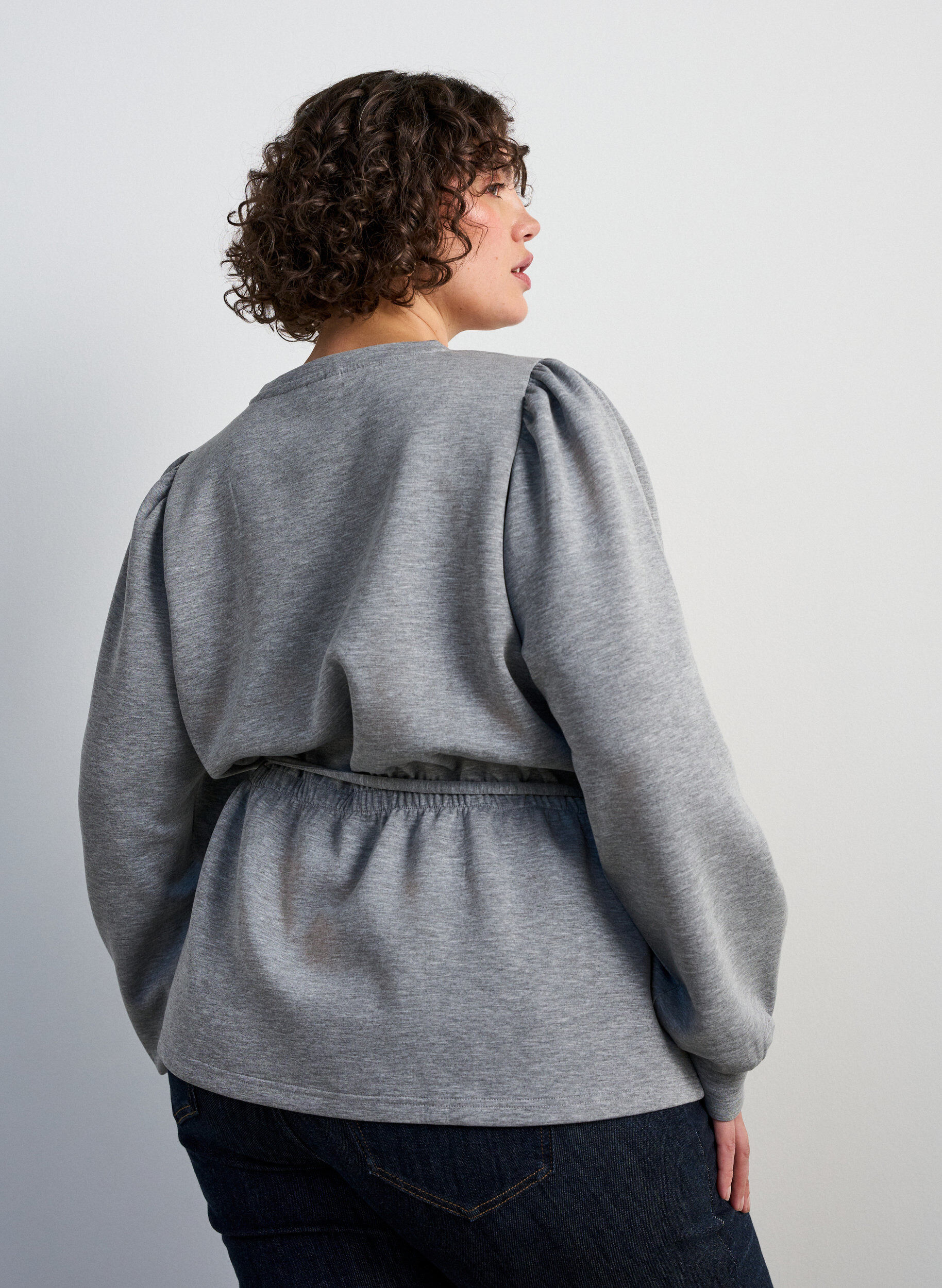 ZizziBlus med knytband och puff&auml;rmar, Gr&aring;, Model image number 2