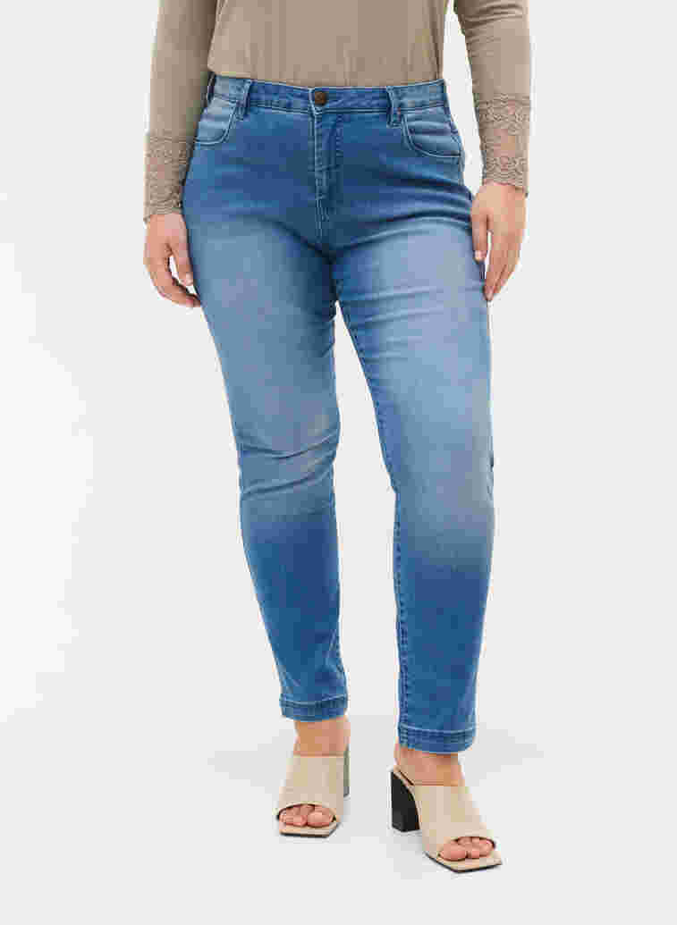 Slim fit Emily jeans med normalhög midja, Light blue, Model image number 2