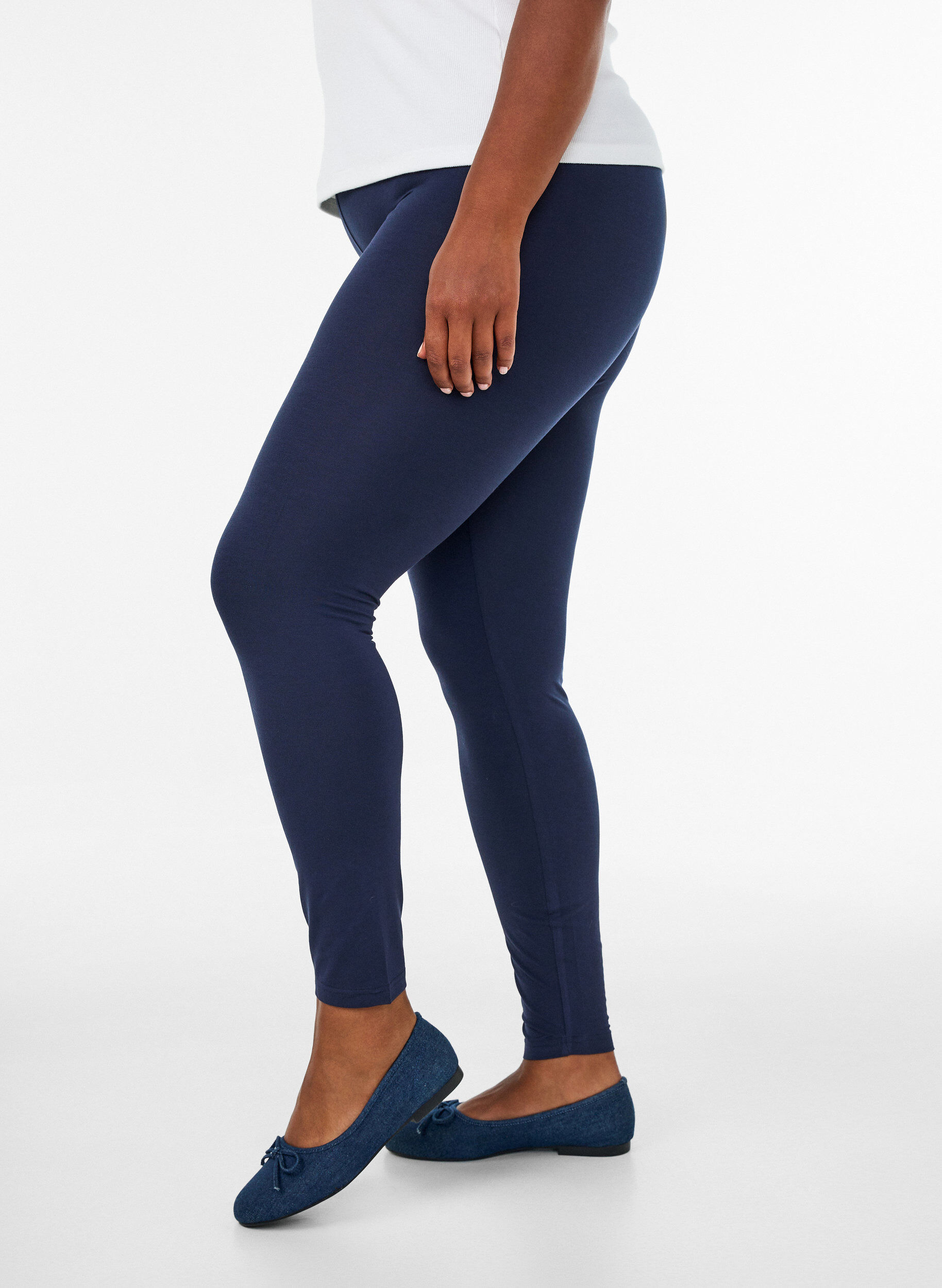 ZizziBasleggings med extra l&auml;ngd, Bl&aring;, Model image number 2