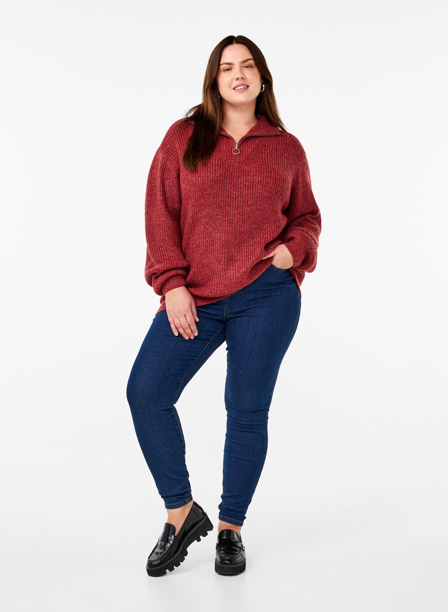 ZizziStickad tr&ouml;ja med h&ouml;g hals och dragkedja, R&ouml;d, Model image number 1