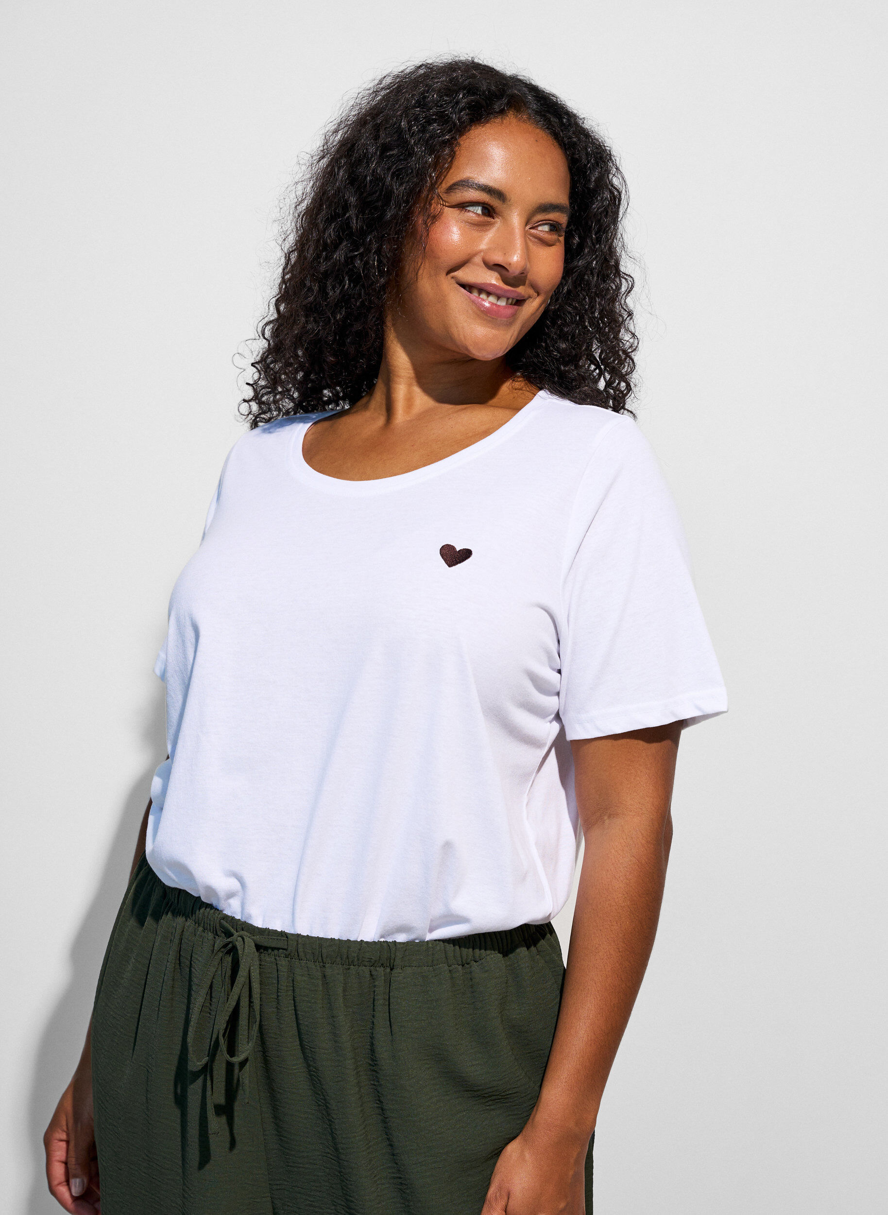 T-shirt med tryck, Vit, Model