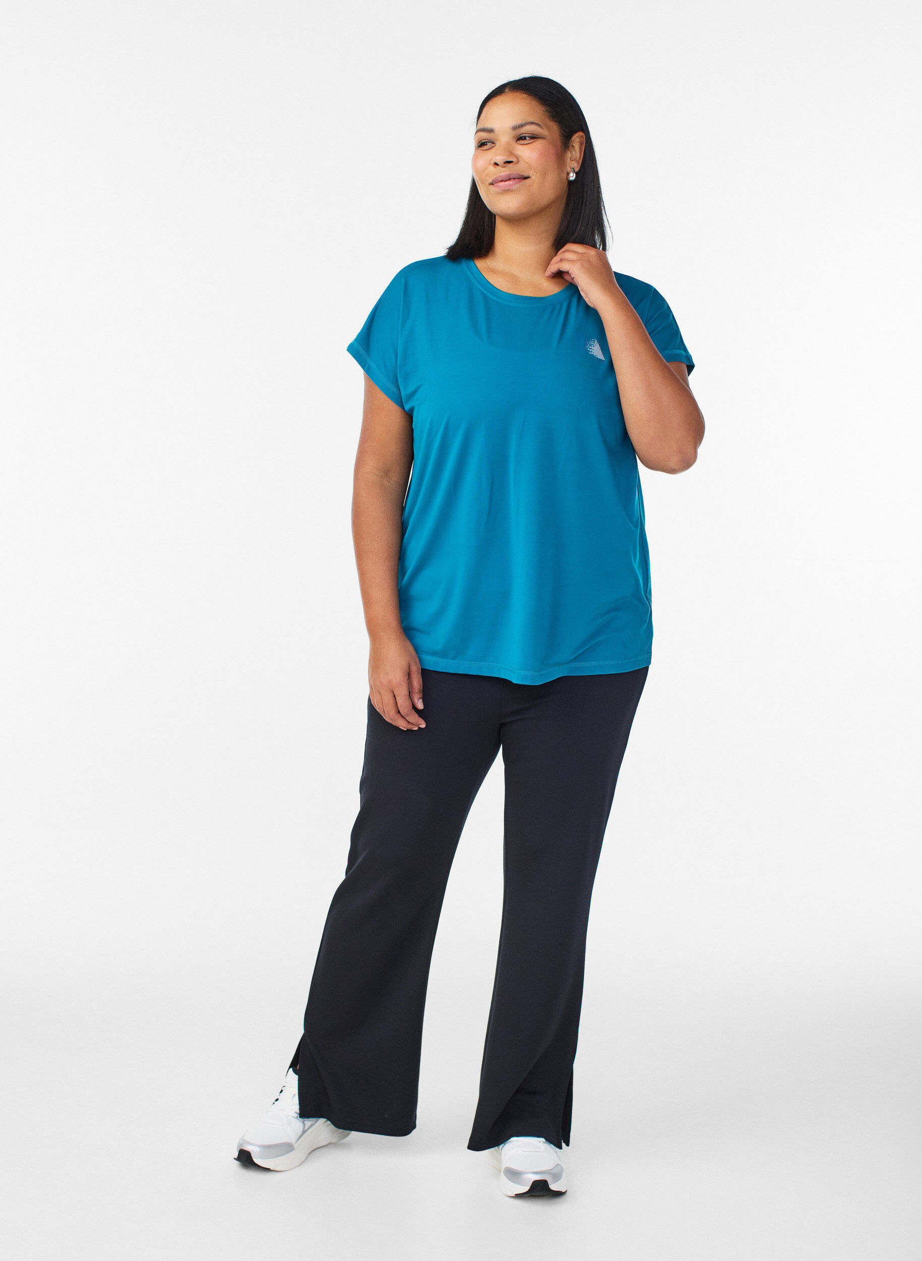 Zizzi Enf&auml;rgad tr&auml;nings-T-shirt, Gr&ouml;n, Model image number 1