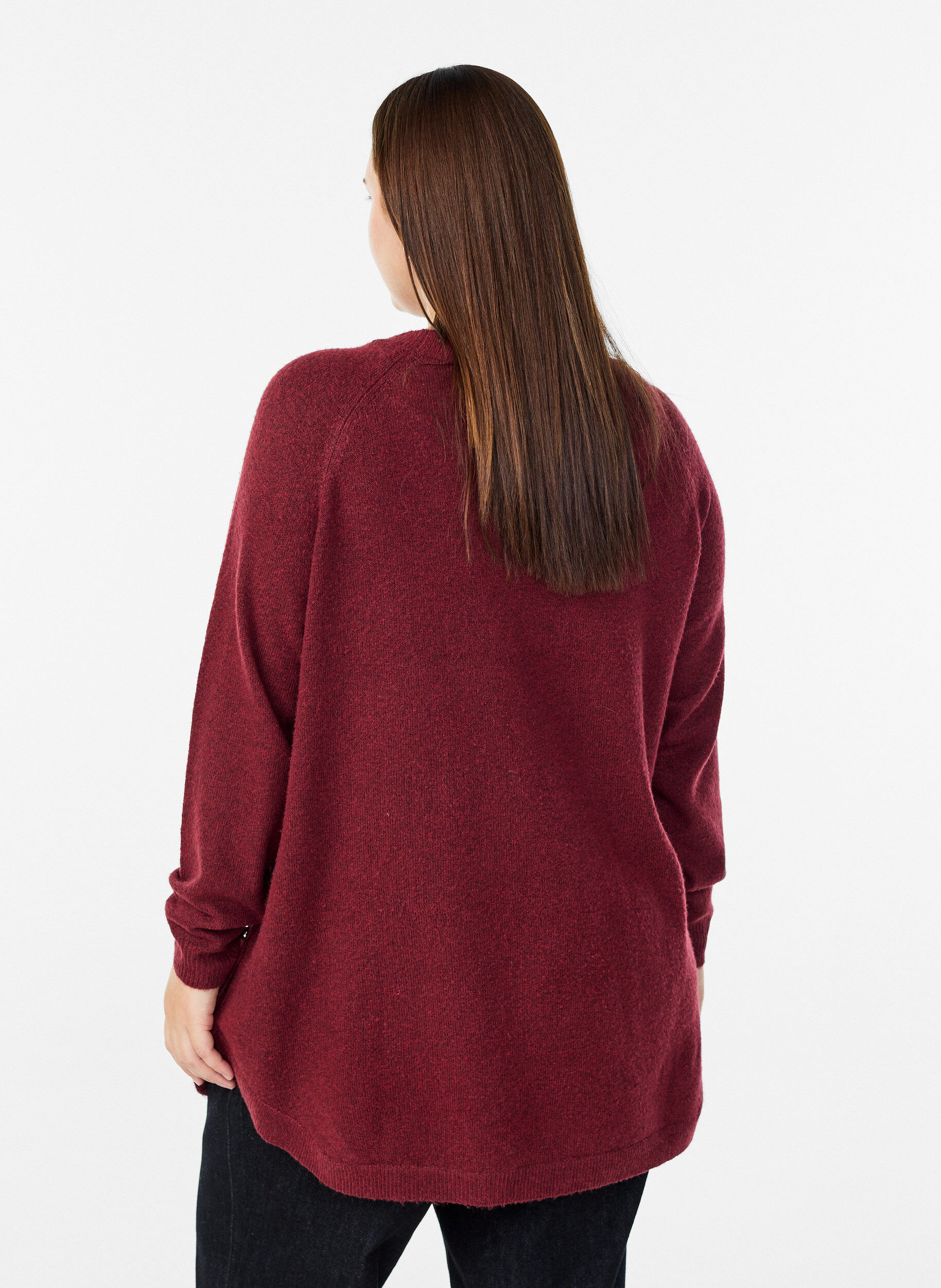 Zizzi L&aring;ng stickad blus med kulknappar, M&ouml;rk Bordeaux, Model image number 2