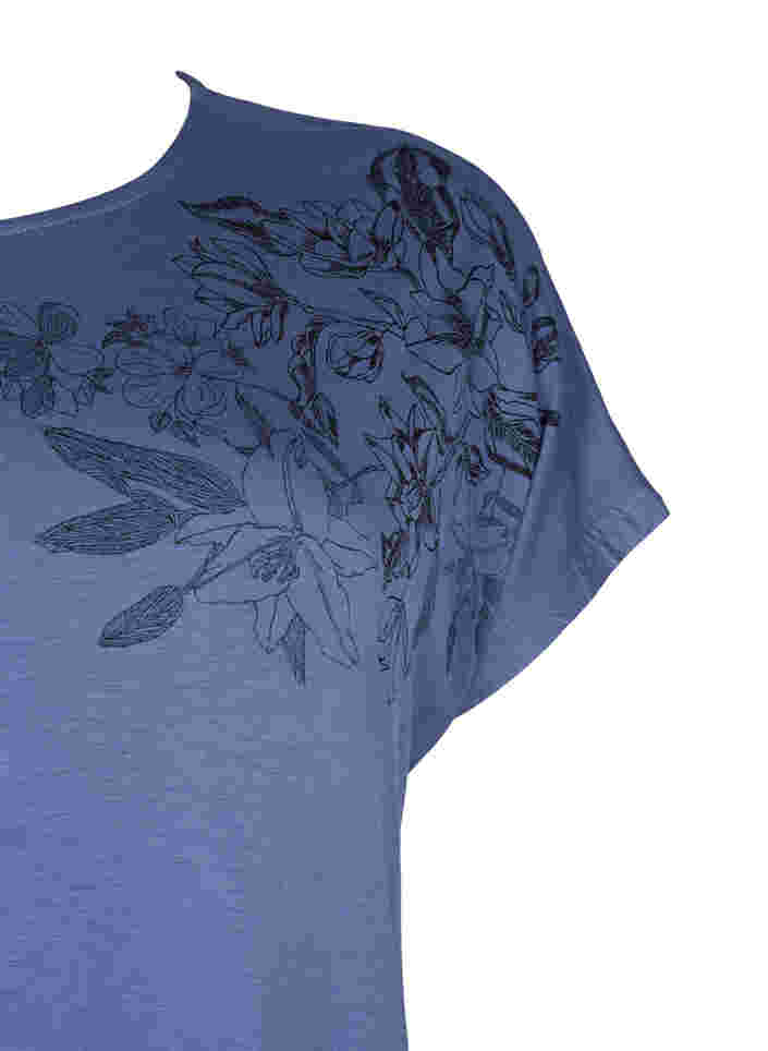 Kortärmad t-shirt i viskos med blommönster , Coastal Fjord Flower, Packshot image number 3