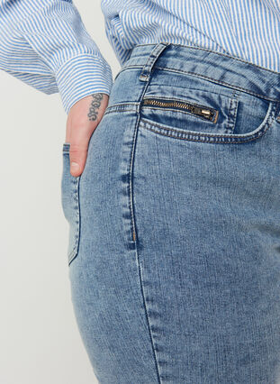 Stentvättade Amy jeans med hög midja, Stone Washed, Model image number 2