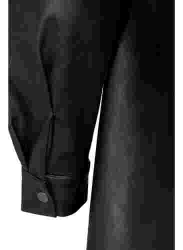 Lång skjorta i läderimitation, Black, Packshot image number 3