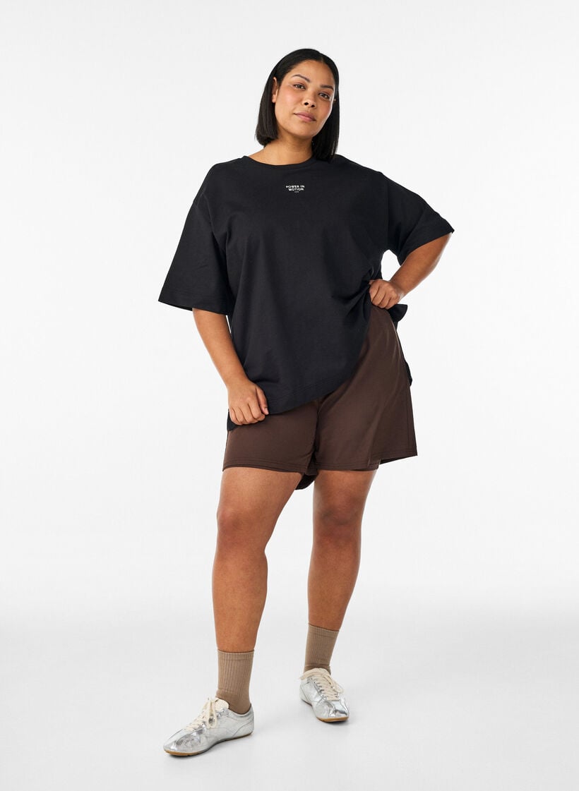 Active t-shirt med l&ouml;s passform och broderat statement, Svart, Model image number 1