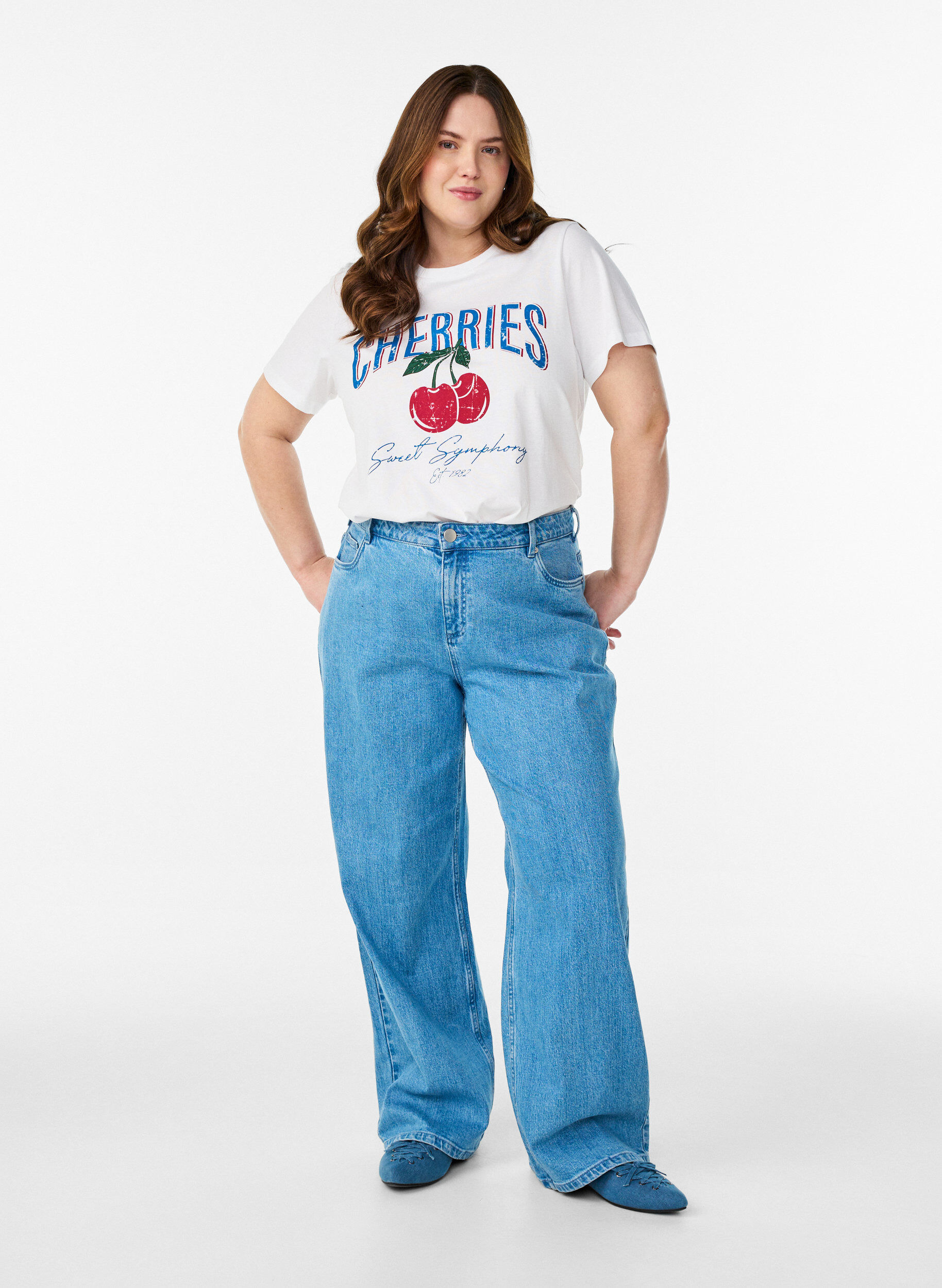 Zizzi T-shirt i bomull med frukttryck och text, Vit, Model image number 1