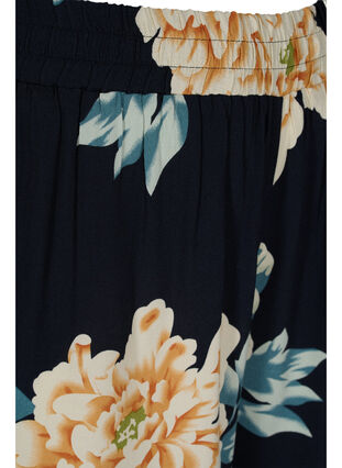 Shorts med lös passform och blommigt mönster, Roses on Navy, Packshot image number 2
