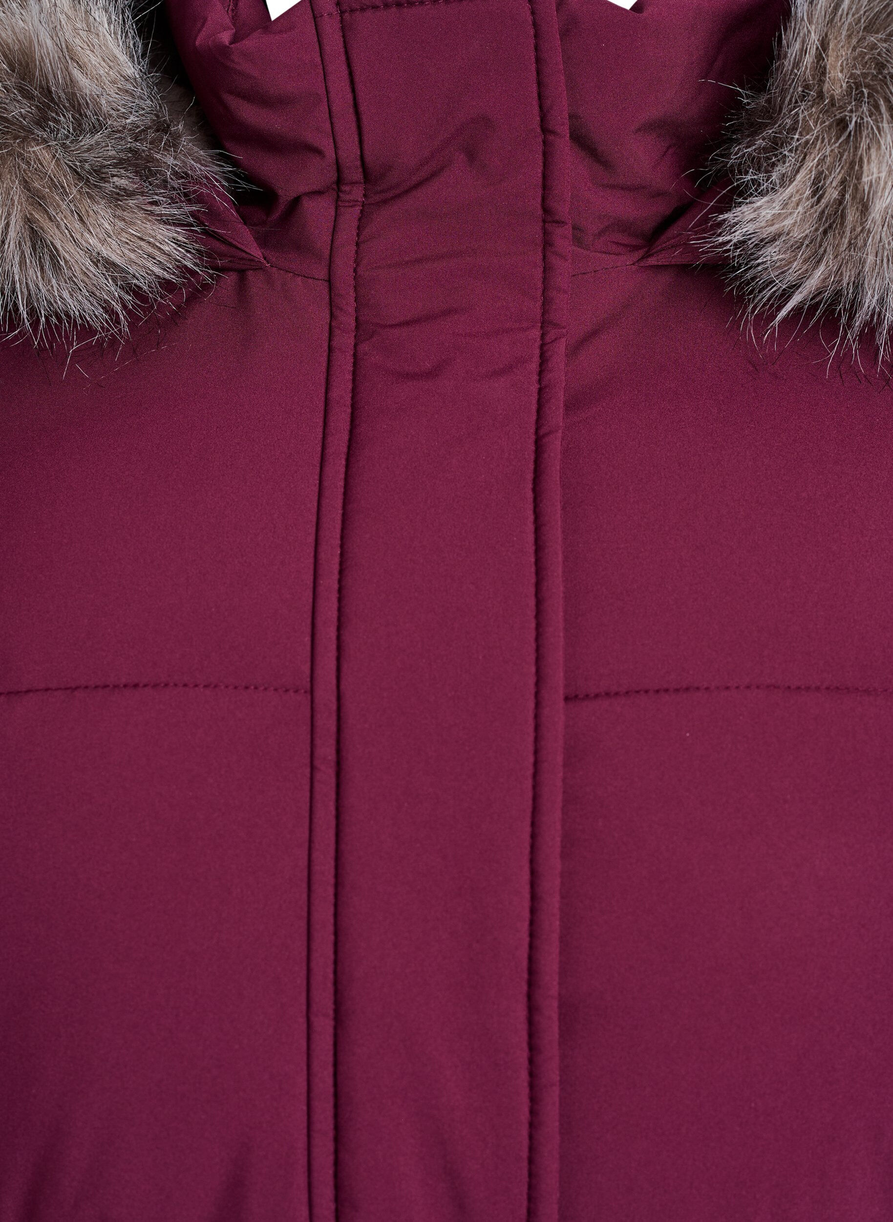 Zizzi Vattenavvisande parkas med krage i fuskp&auml;ls, M&ouml;rk Bordeaux, Packshot image number 2