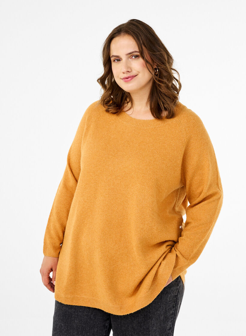 Stickad blus med pärldetaljer, Yam White Mel., Model image number 0