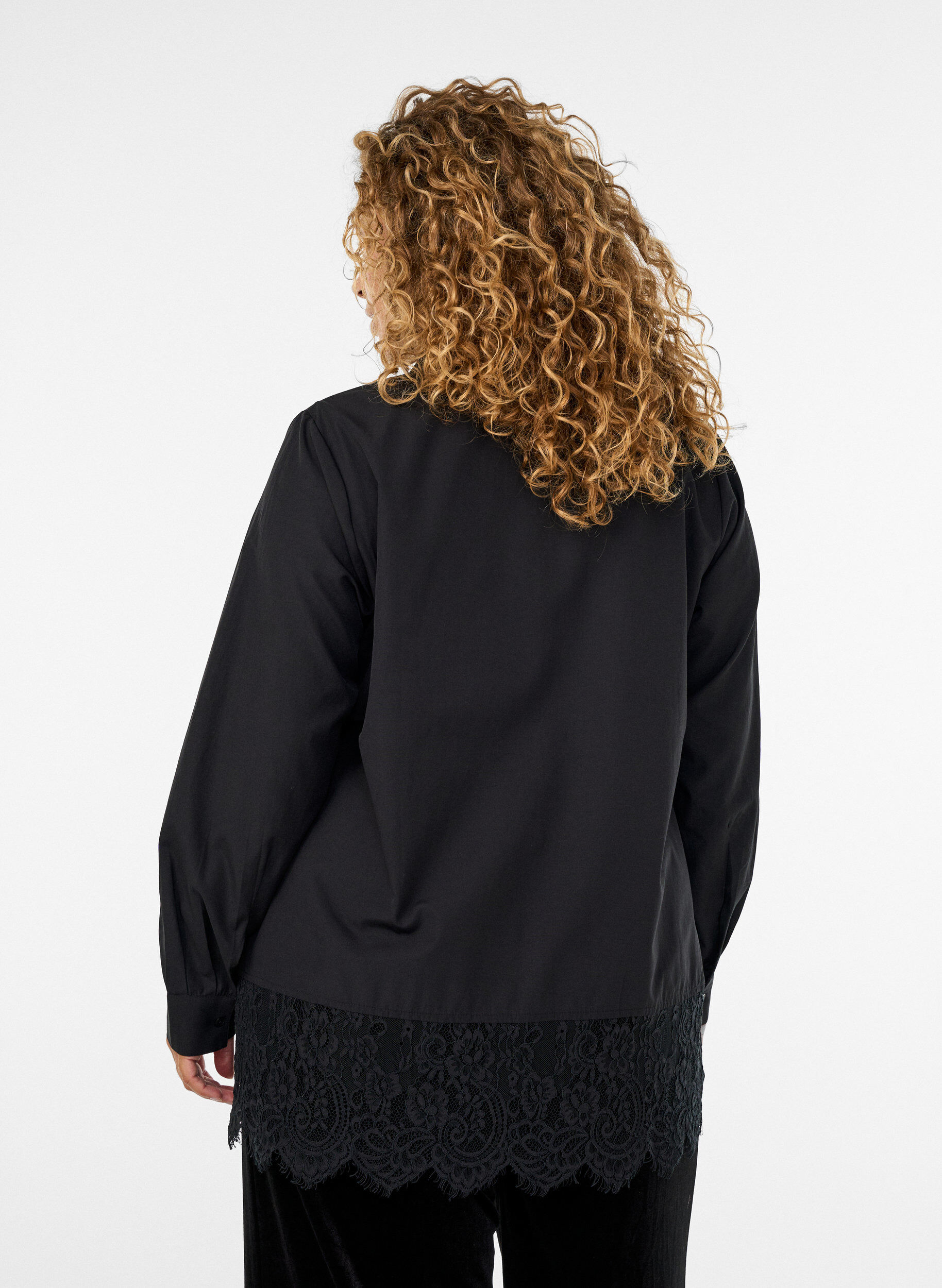ZizziLedig skjorta med bred spetskant, Svart, Model image number 2
