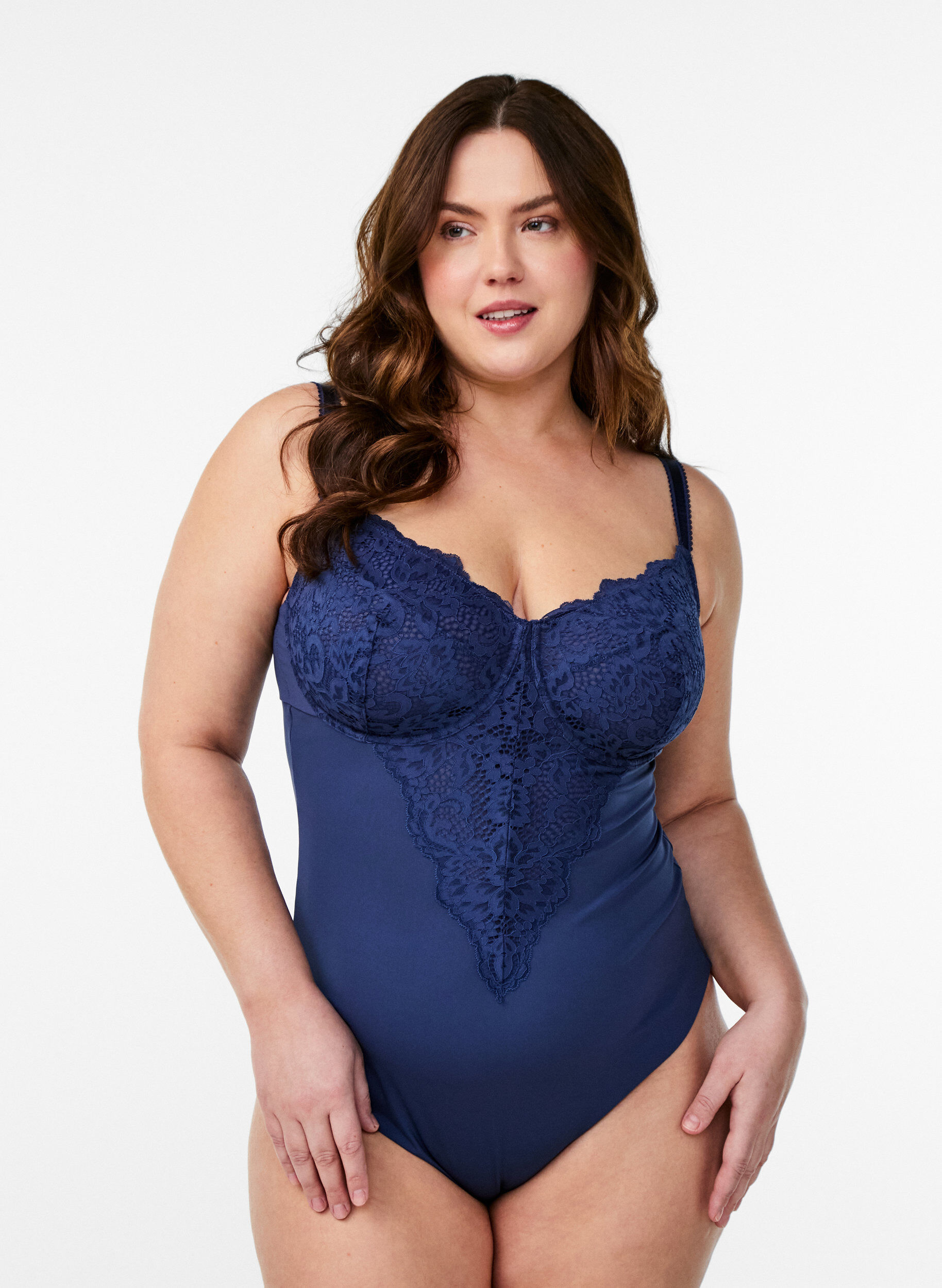 Zizzi Body med bygel och spets, Bl&aring;, Model image number 0