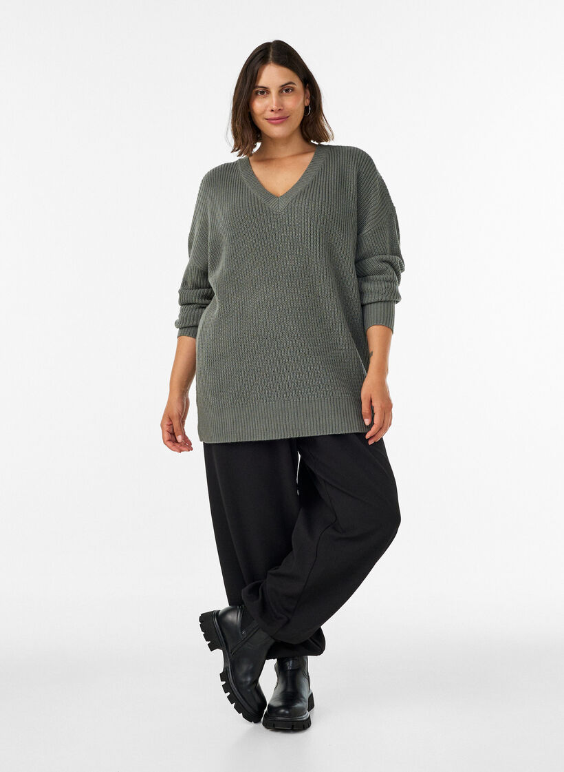 L&aring;ng ribbstickad blus med V-ringning, Gr&ouml;n, Model image number 1