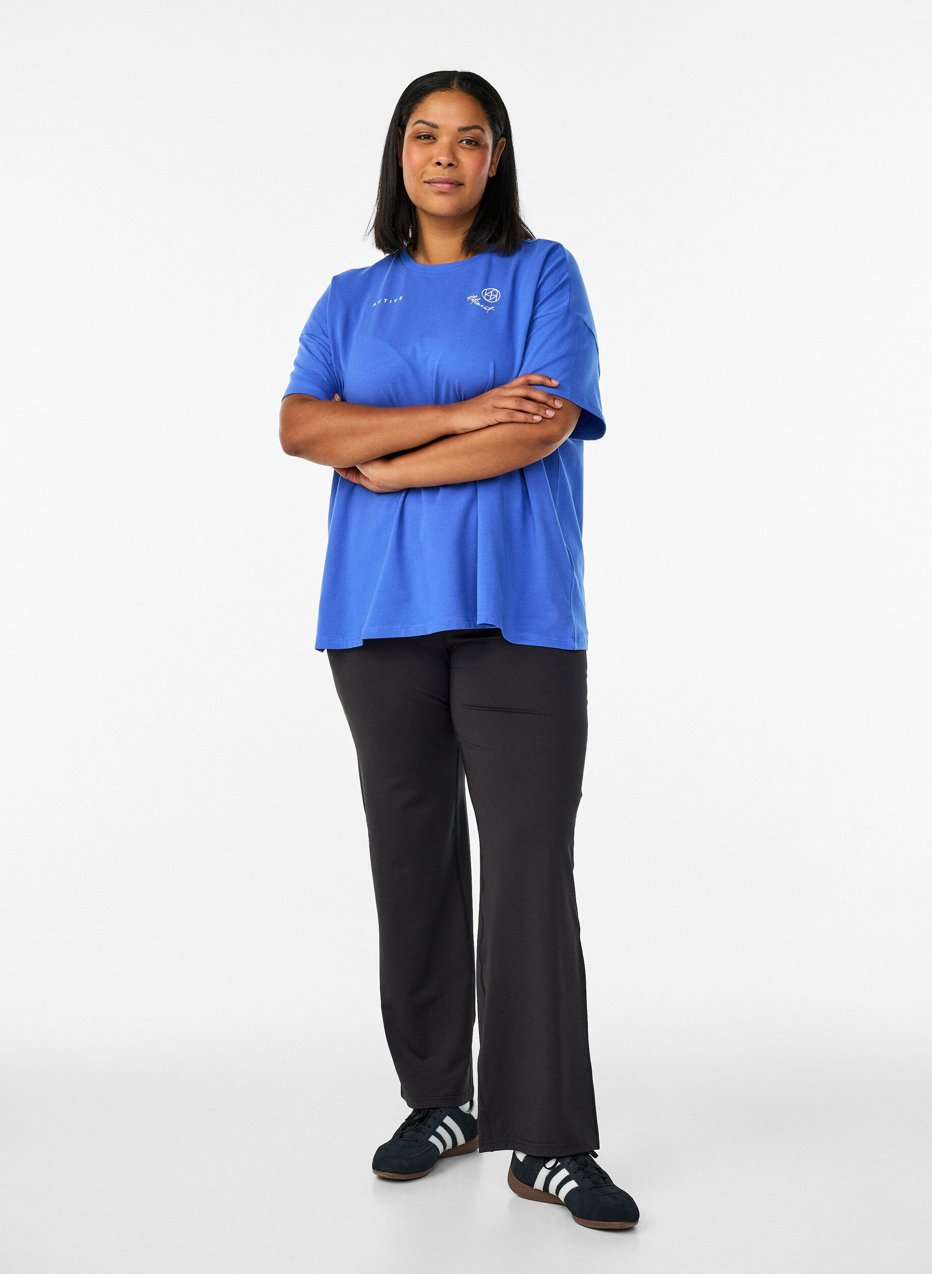 Zizzi Utsv&auml;ngda tr&auml;ningsbyxor med h&ouml;g midja, Svart, Model image number 1