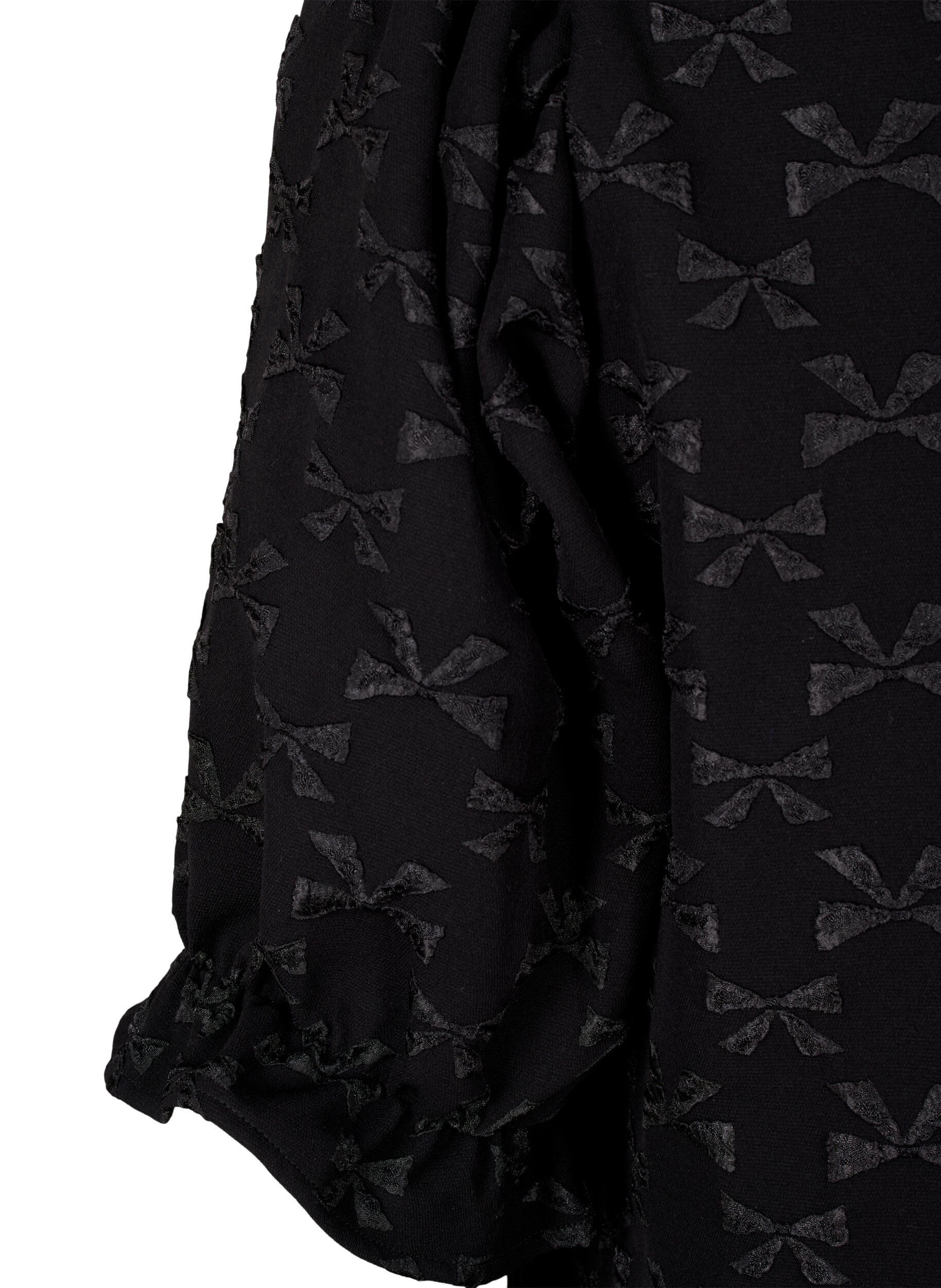 Zizzi Kort&auml;rmad blus i jacquard med rosetter, Black W. Bow, Packshot image number 3