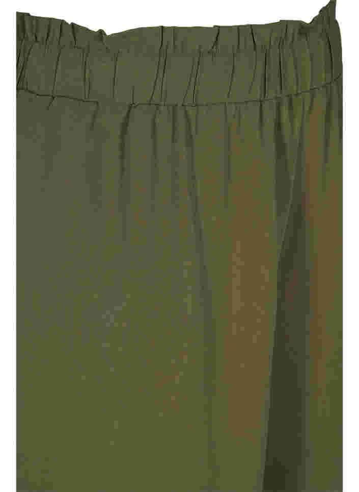 Lösa shorts i viskose, Ivy Green, Packshot image number 2