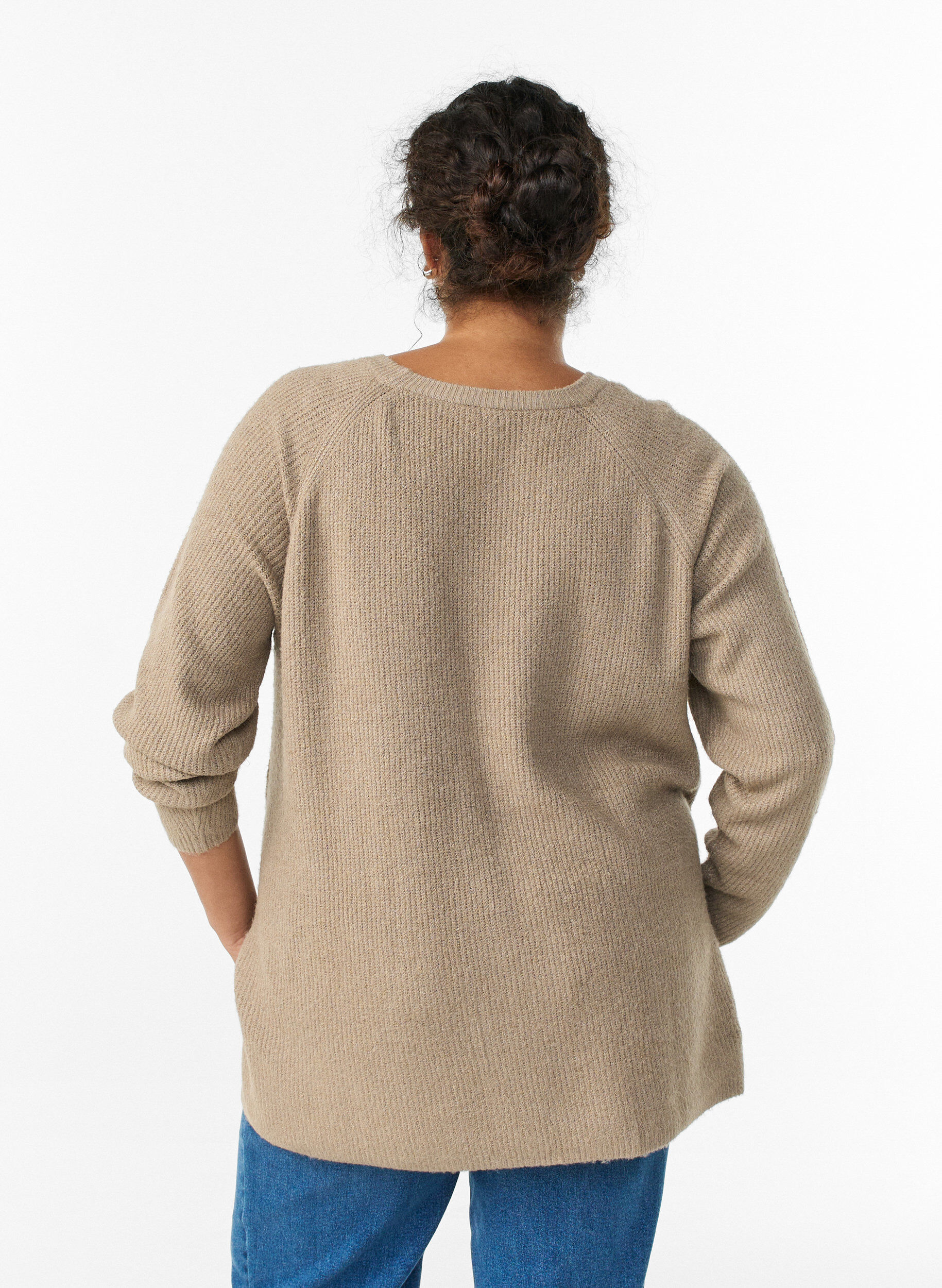 ZizziStickad tr&ouml;ja med diagonalt m&ouml;nster och raglan&auml;rm, Beige, Model image number 2