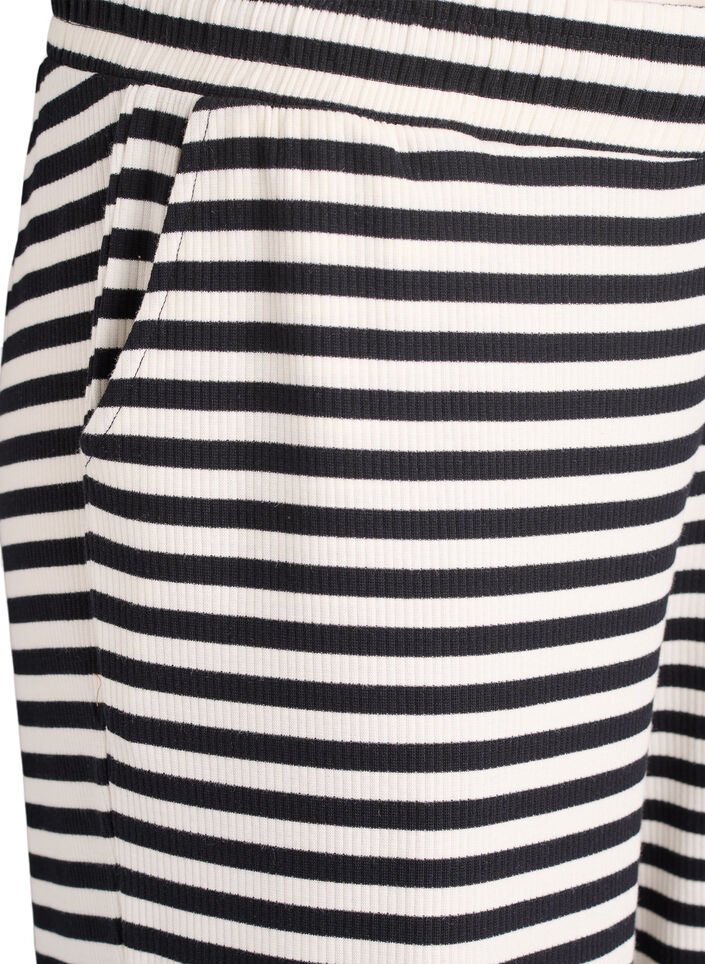 Randiga pyjamasbyxor med h&ouml;g midja och vida ben, Svart, Packshot image number 2