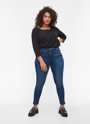 Kampanjvara – Croppade Amy jeans med slits, Blue denim, Model image number 0