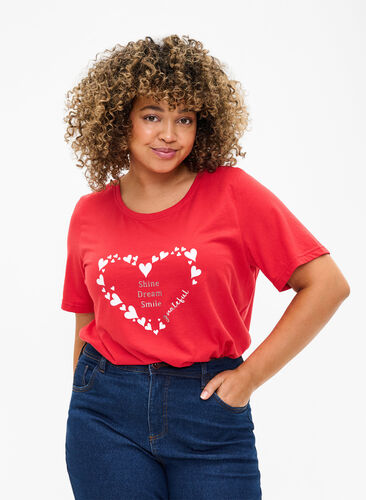T-shirt från FLASH med tryck, High Risk Red Heart, Model image number 0