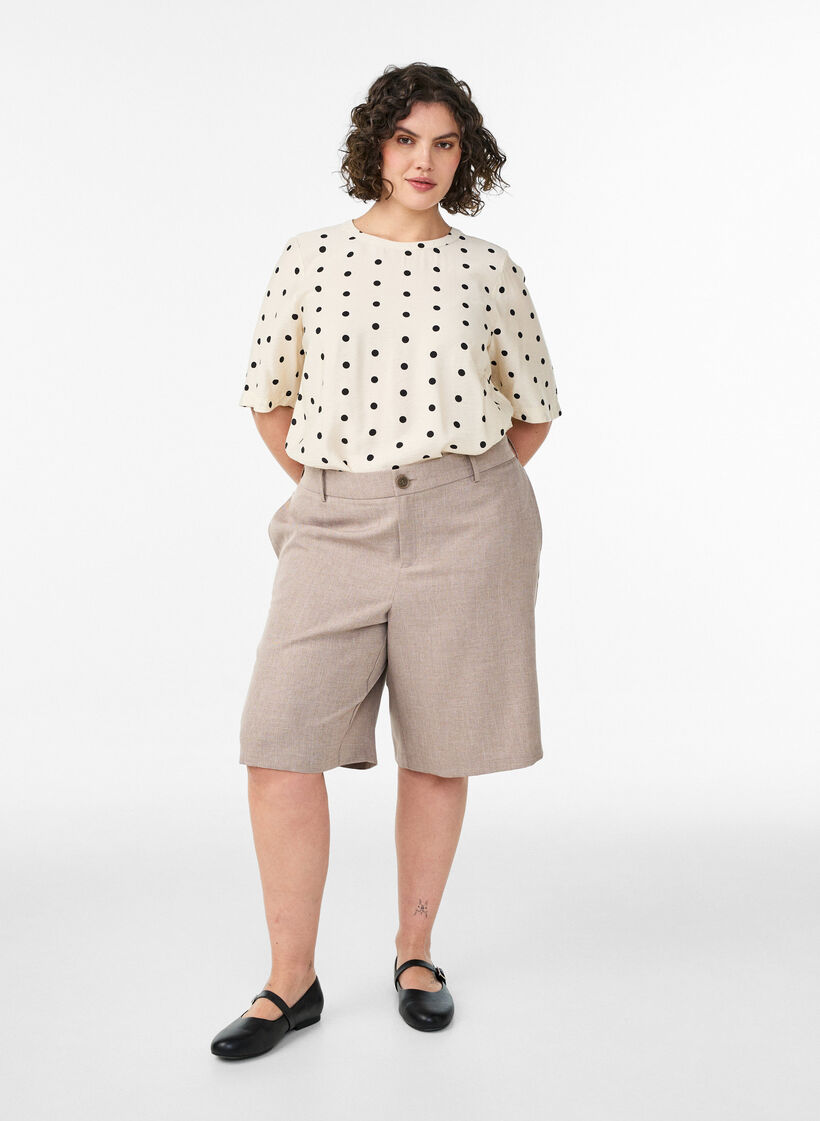 Blus i viskos med prickar och halvl&aring;nga &auml;rmar, Vanilla, Model image number 1