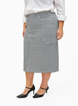 Randig pennkjol med fickor, Black & White Stripe, Model image number 2